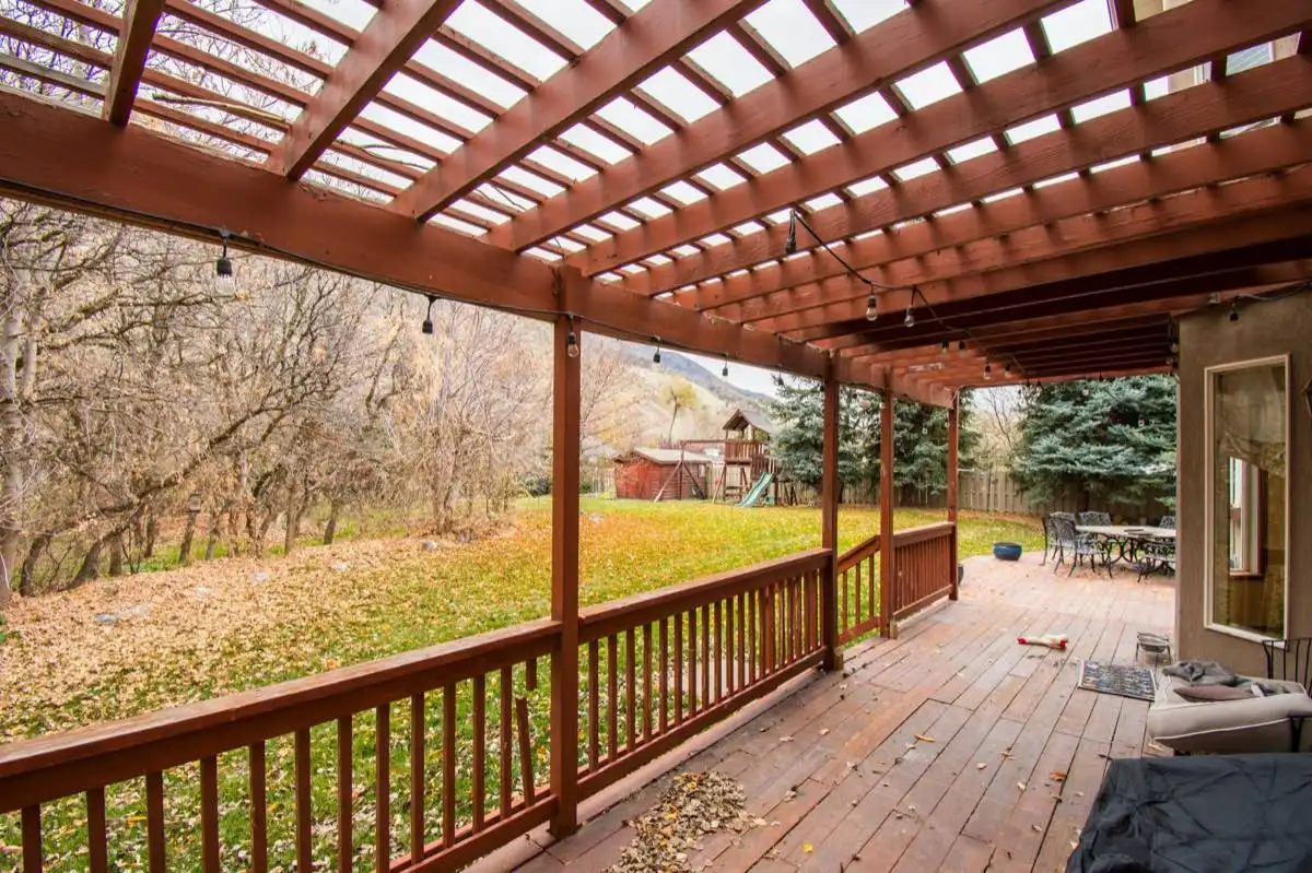 Sunrooms & Glazed Enclosures in Ontario, CA